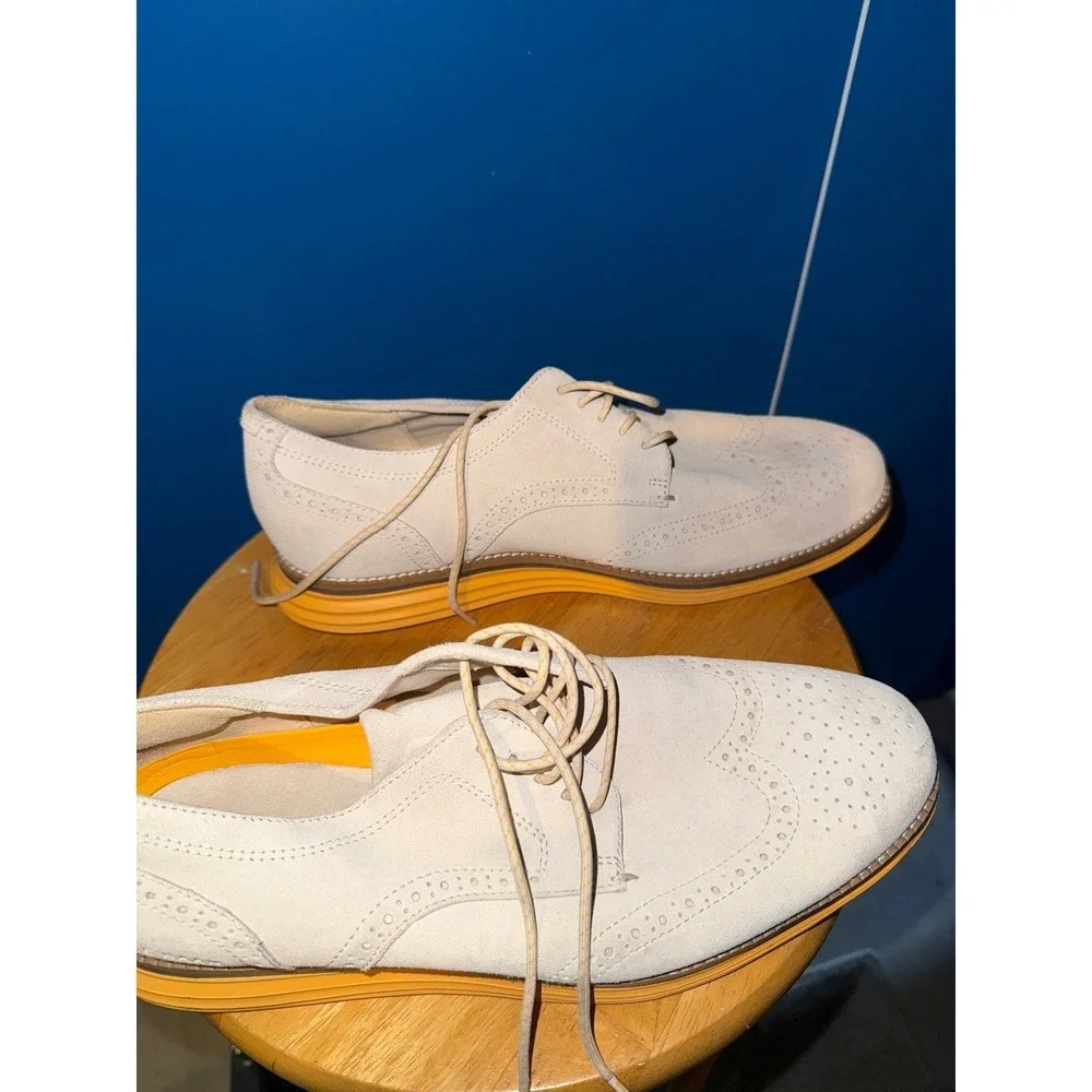 Cole‎ Haan OriginalGrand Wingtip Oxford Beige Suede Yellow Sole Mens 9.5 M